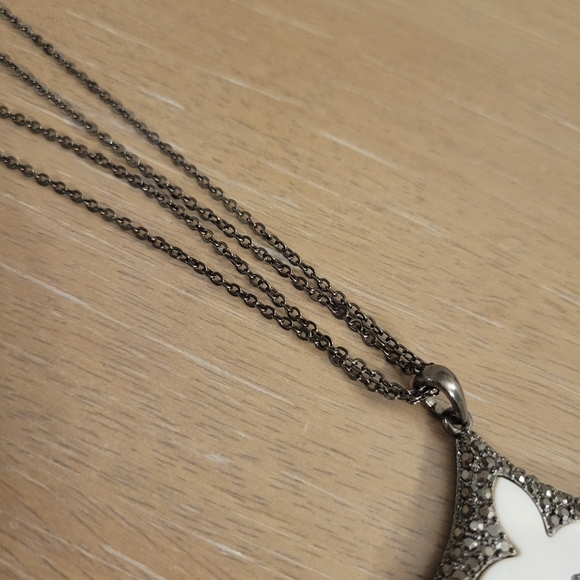 Necklace & Bracelet - Picture 5 of 8